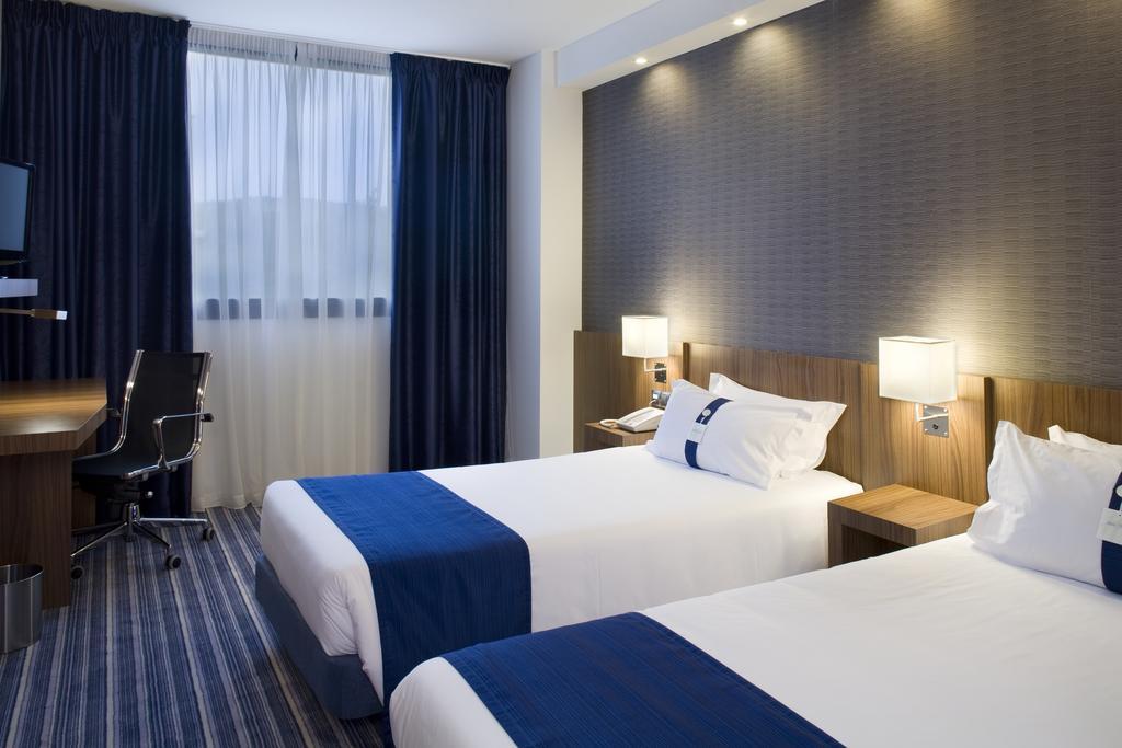 Holiday Inn Express Vitoria By Ihg Eksteriør bilde