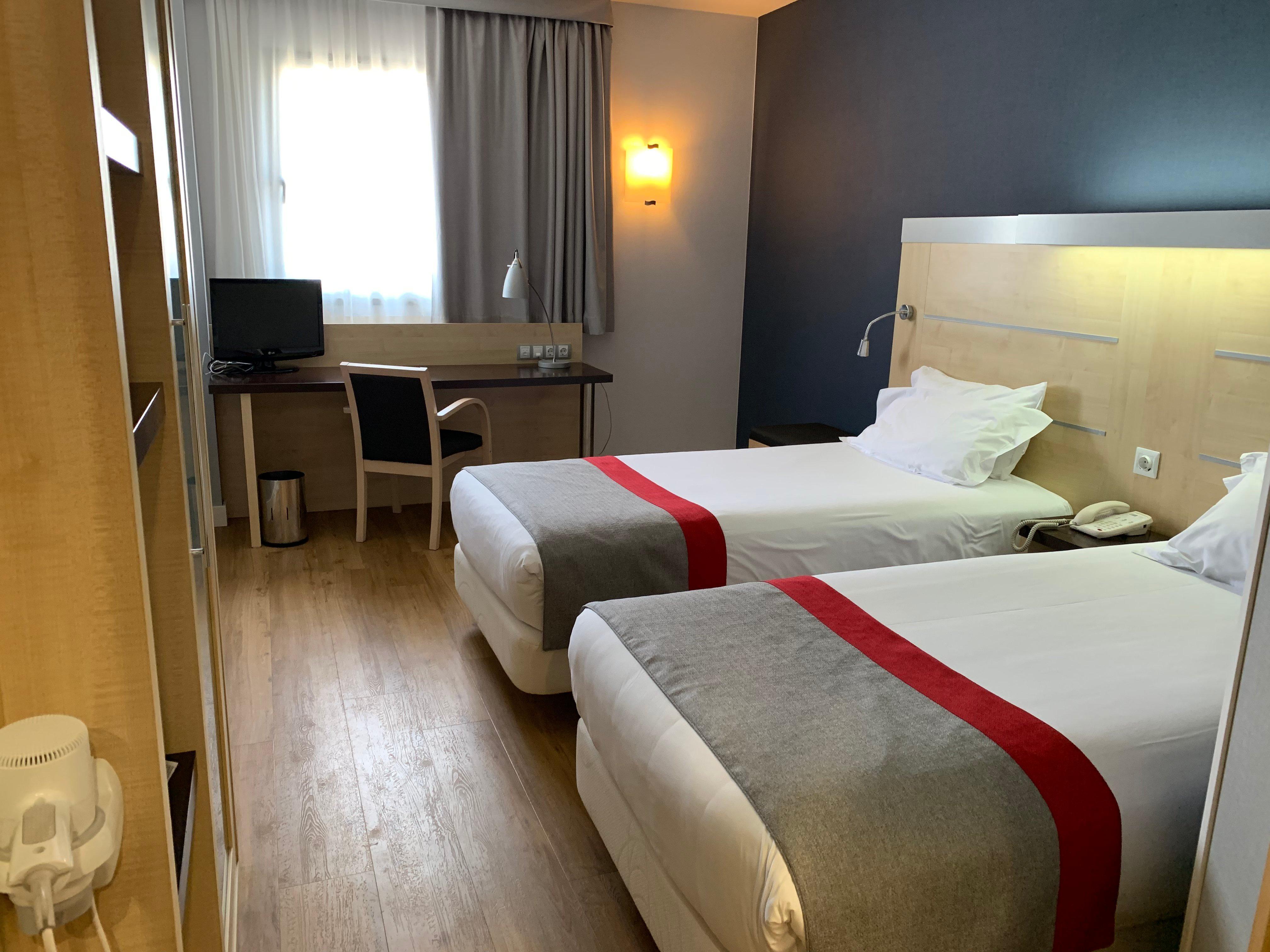 Holiday Inn Express Vitoria By Ihg Eksteriør bilde