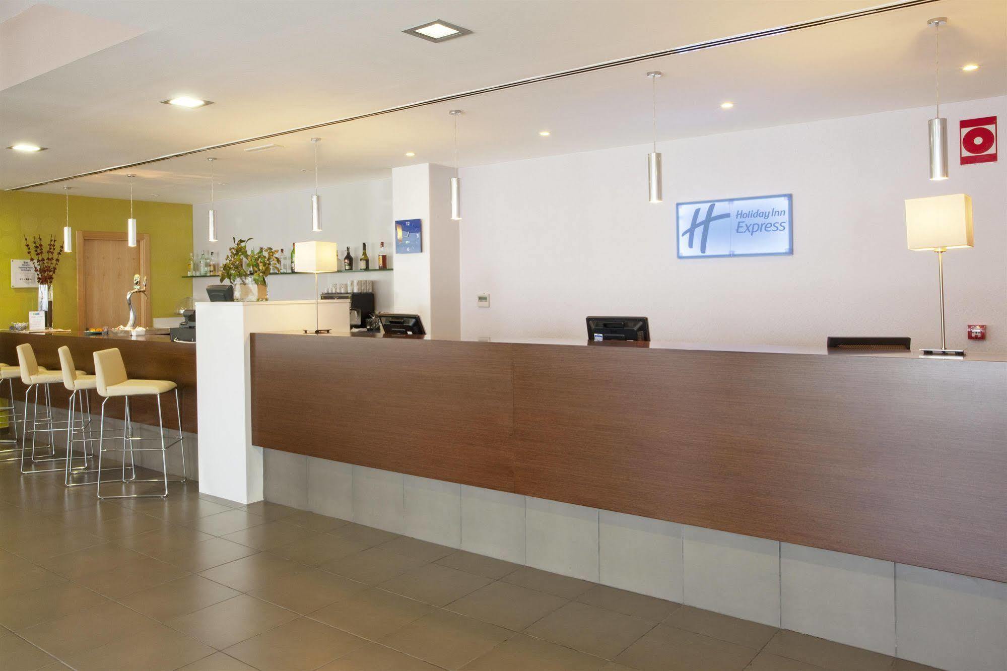 Holiday Inn Express Vitoria By Ihg Interiør bilde